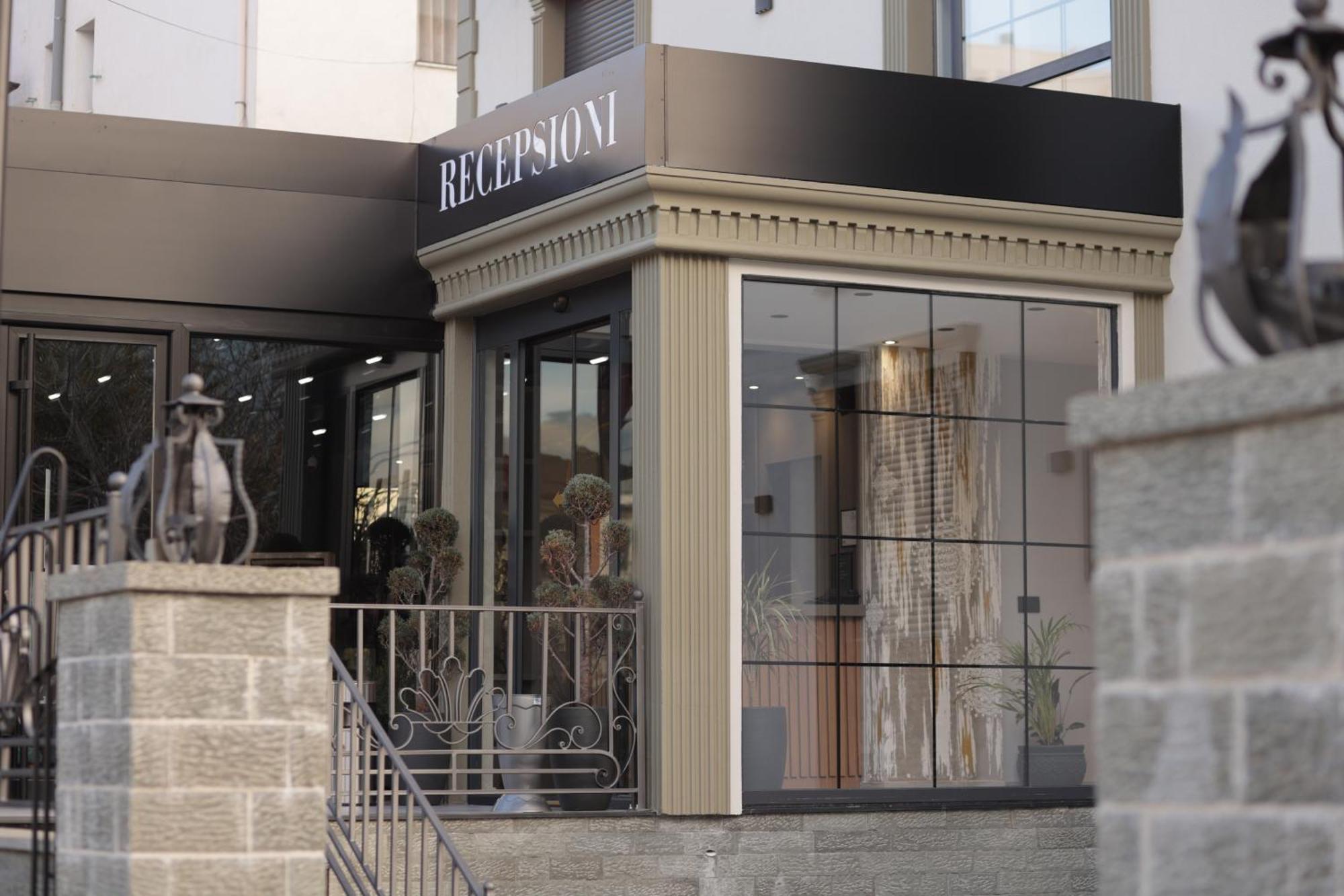 Residence Inn Тирана Екстер'єр фото