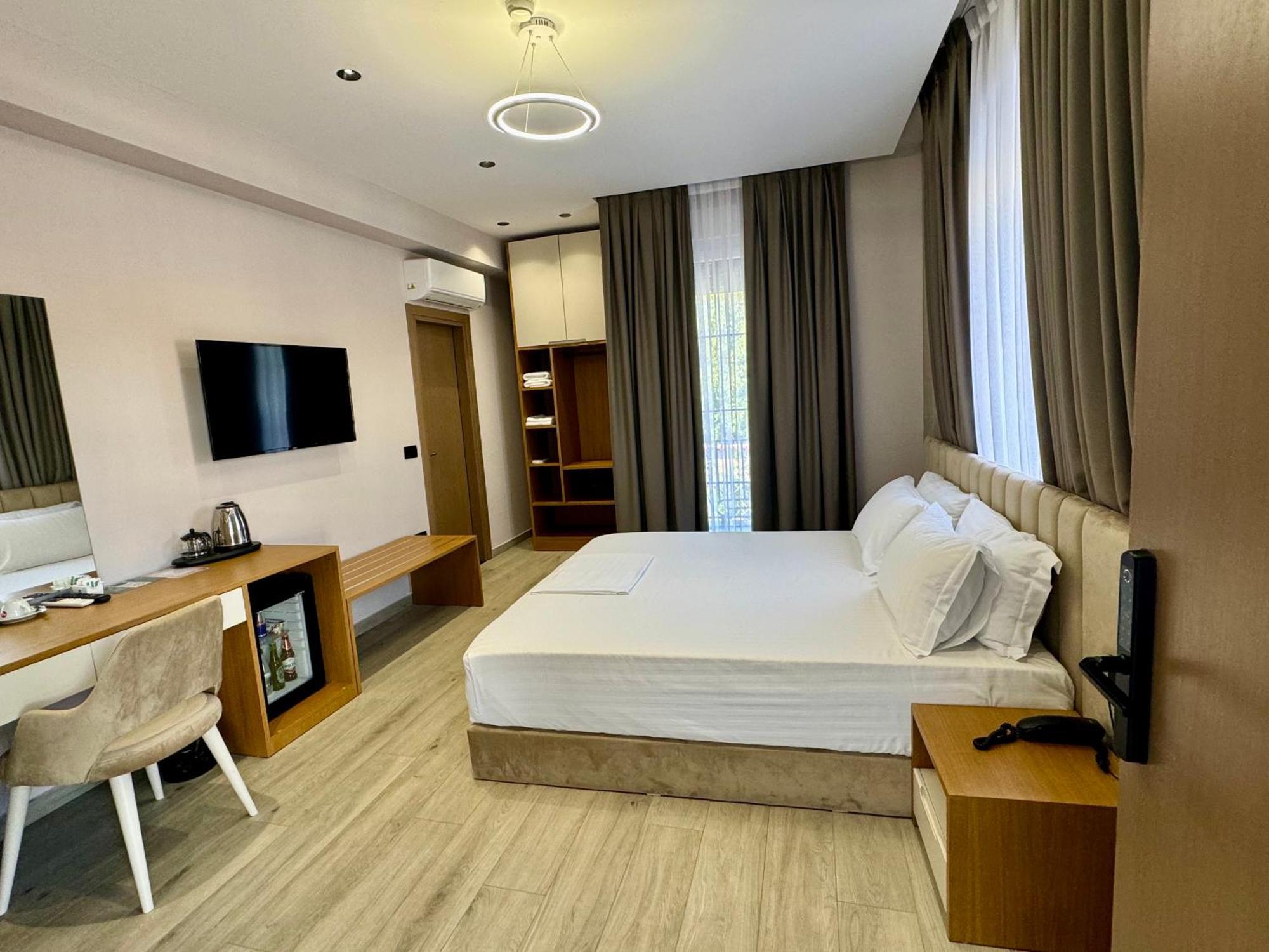 Residence Inn Тирана Екстер'єр фото
