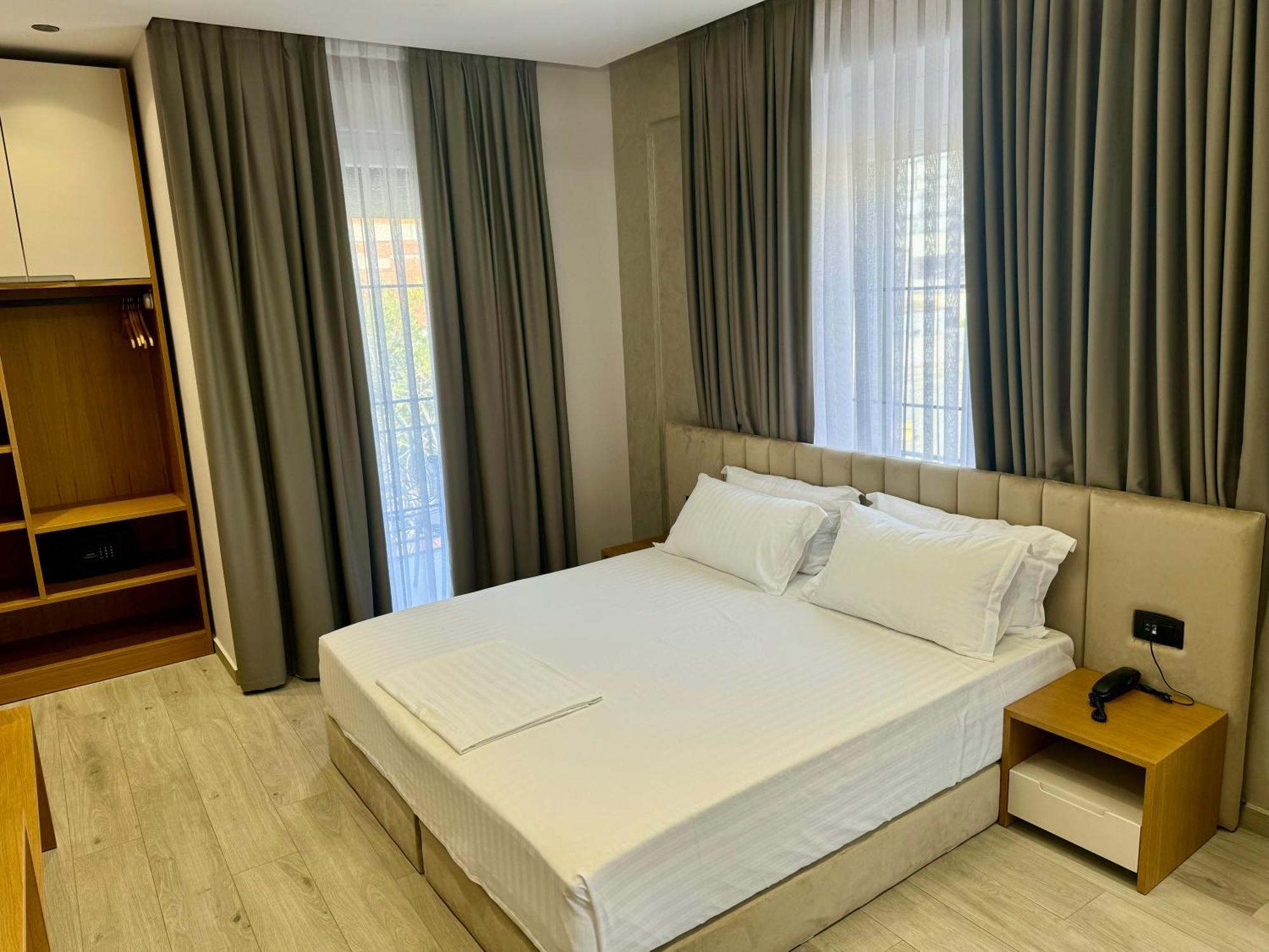 Residence Inn Тирана Екстер'єр фото